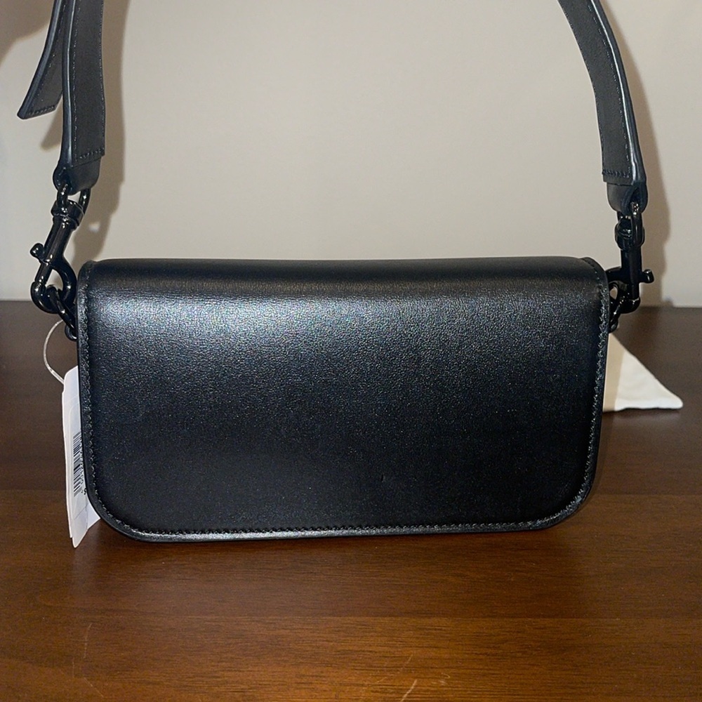 ❗️Valentino Black Leather Crossbody Bag❗️ - Picture 8 of 14